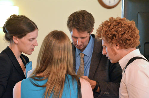 Prof. Dr. Gyburg Uhlmann, Prof. Dr. Edward Watts, Sandra Erker und Dr. Christian Vogel