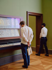 Hörveranstaltung „THE SOUND OF SCIENCE: König Offas Münze“ im Münzkabinett der Staatlichen Museen zu Berlin im Bode-Museum, 25.06.2024
